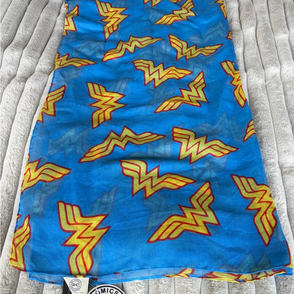 DC Comics Blue and Yellow Wonder Woman Scarf/ Wrap NWT.